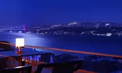 ზაფხული ბოსფორზე: Izaka Terrace-მა გამოუშვა სეზონური მენიუ ადგილობრივი პროდუქტებითა და ხილის კომბინაციებით