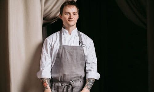 Сало из гребешка и конфеты с квашеным лимоном: как Николай Кацемба строит кухню Ginstitute