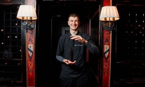От стажёра Pinot Noir до бренд-шефа «Сенешаля»: Егор Кудряшов и классика без лишнего