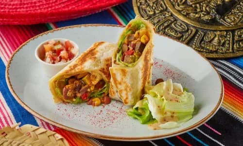 Неделя буррито в Michelada: четыре начинки и скидки по средам