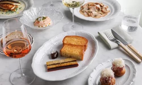 Новое меню в Frantsuza Bistrot: 14 блюд от Ивана Фролухина